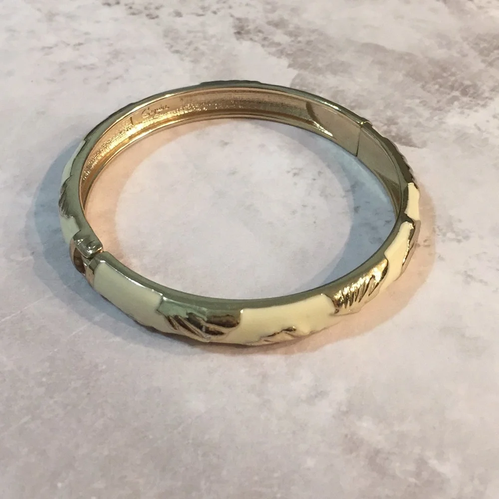 Sequin enamel shell bracelet vintage signed bracelet hinged